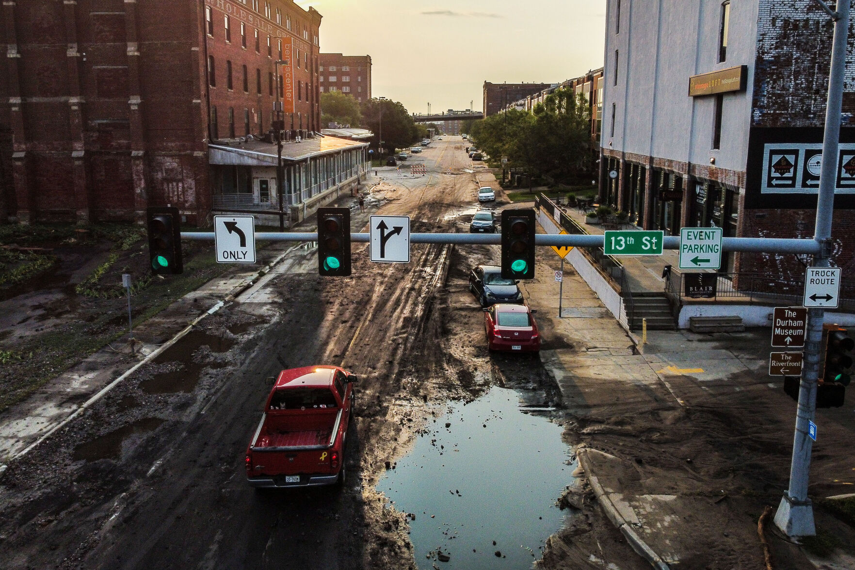 080921-owh-new-flood-pic-cm007.jpg